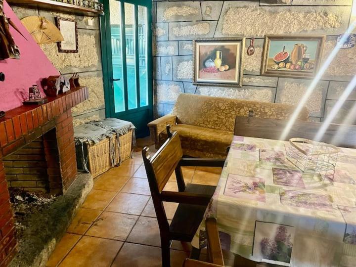 Alojamiento Entero Con Piscina Y Jardin. Ourense Extérieur photo