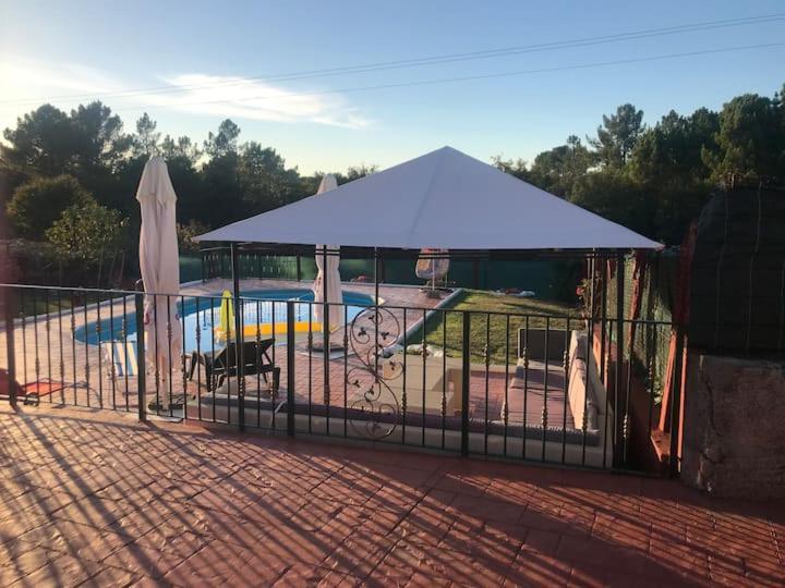 Alojamiento Entero Con Piscina Y Jardin. Ourense Extérieur photo