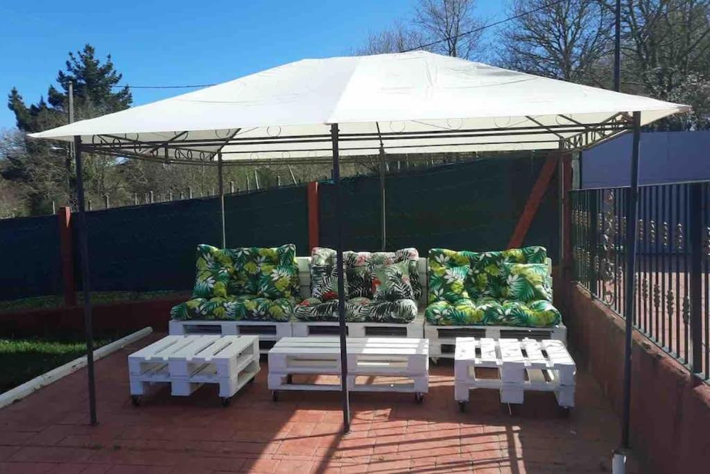 Alojamiento Entero Con Piscina Y Jardin. Ourense Extérieur photo